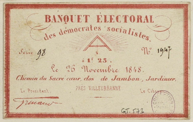 Alter Umschlag mit roter Umrandung, mit einer Briefmarke und dem Text "Banquet Electoral des Democrats Socialists".