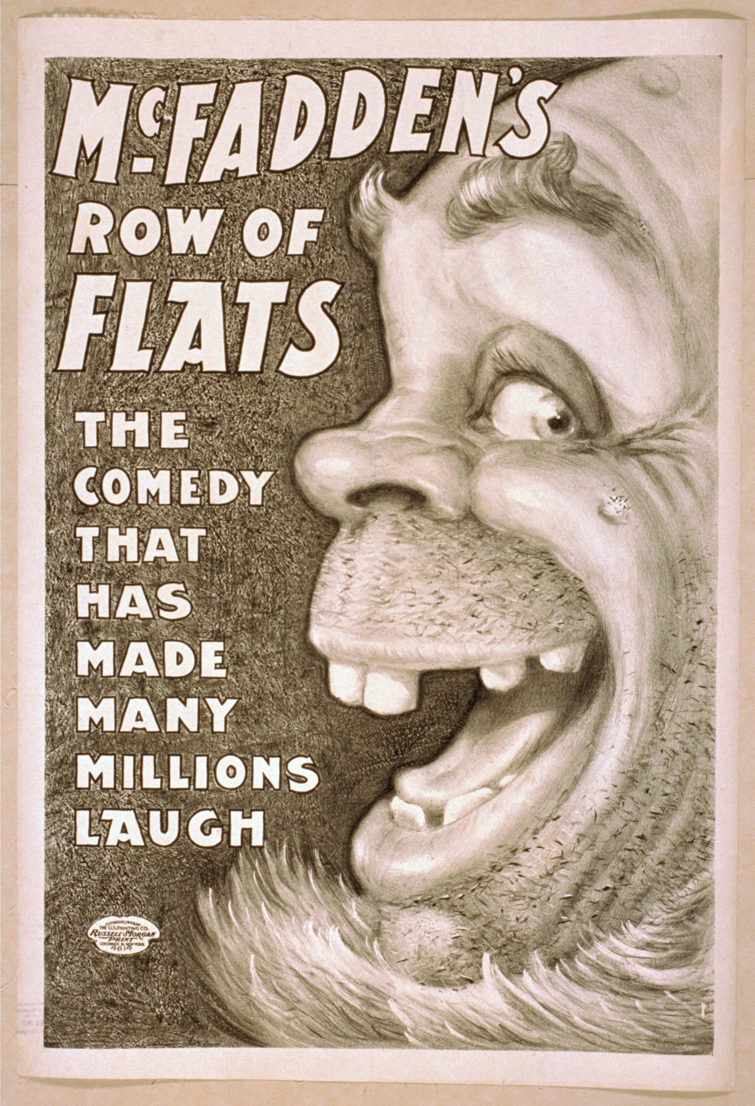Ein Plakat mit einer Person mit breitem, zahnreichem Grinsen und wilden Haaren auf einem hellgelben Hintergrund, mit dem Text "McFadden's Row of Flats: Die Komödie, die viele Millionen zum Lachen gebracht hat" darunter.