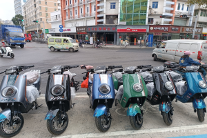 POL-SO: Zwei Kinder bei einem Verkehrsunfall mit einem Elektrokleinstärger verletzt